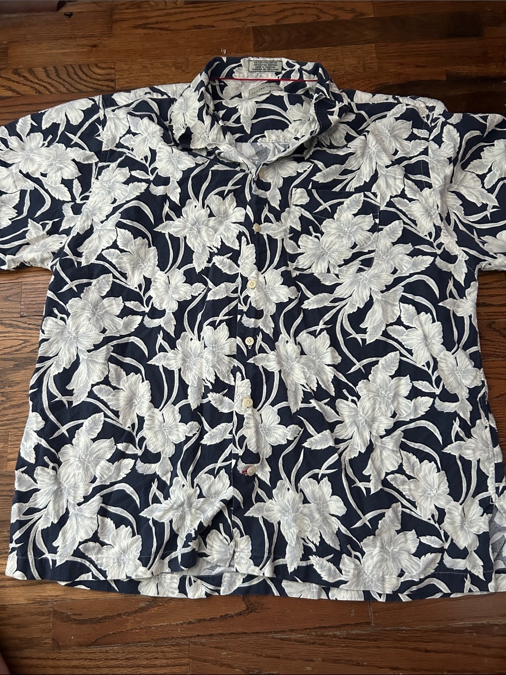 Cutter & Buck Navy and White Short-Sleeve Floral Button-Down Shirt